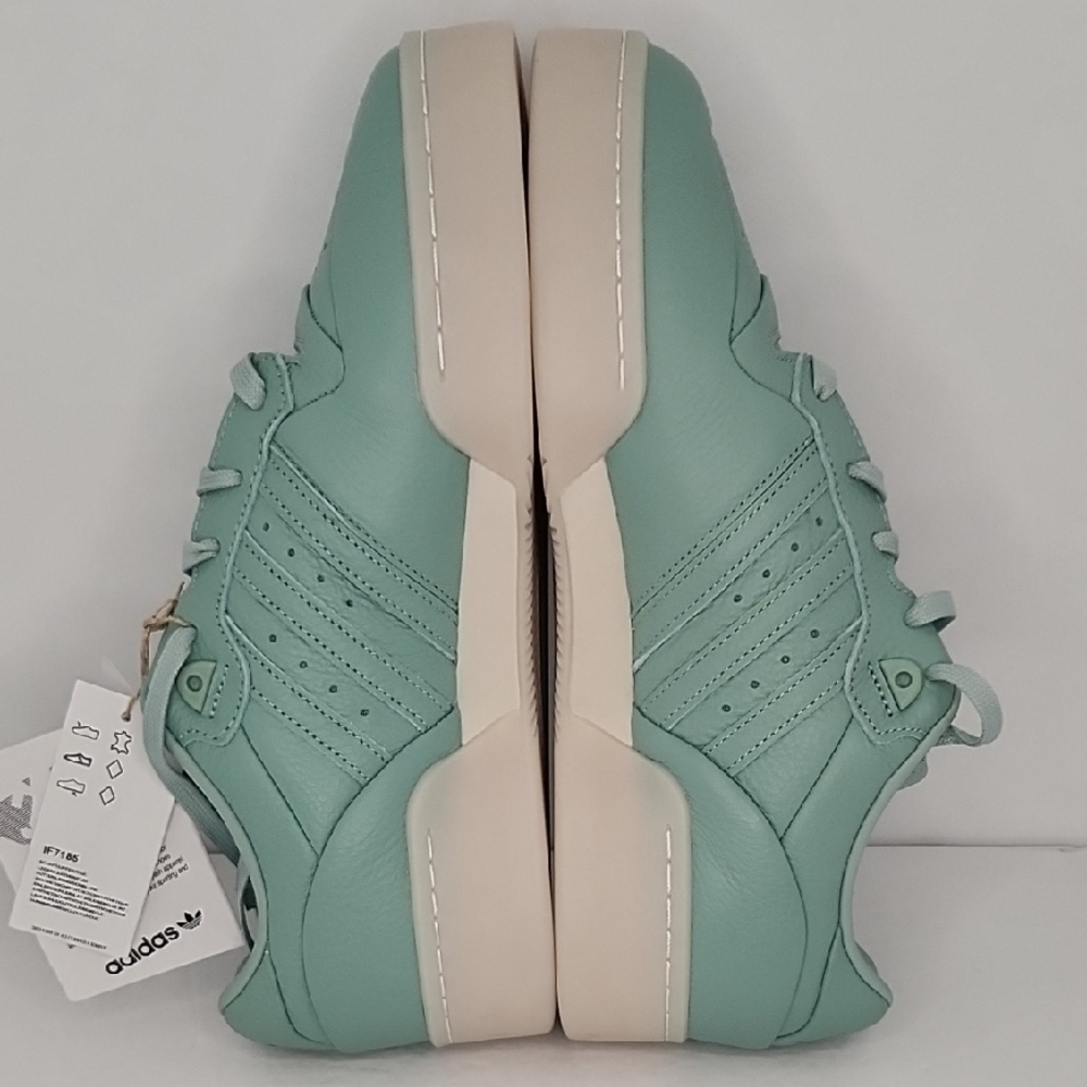 Adidas Women's Pastel Green Sneakers - Picture 8 of 11